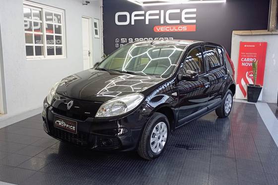RENAULT SANDERO 1.0 EXPRESSION 16V FLEX 4P MANUAL RENAULT SANDERO 1.0 EXPRESSION 16V FLEX 4P MANUAL